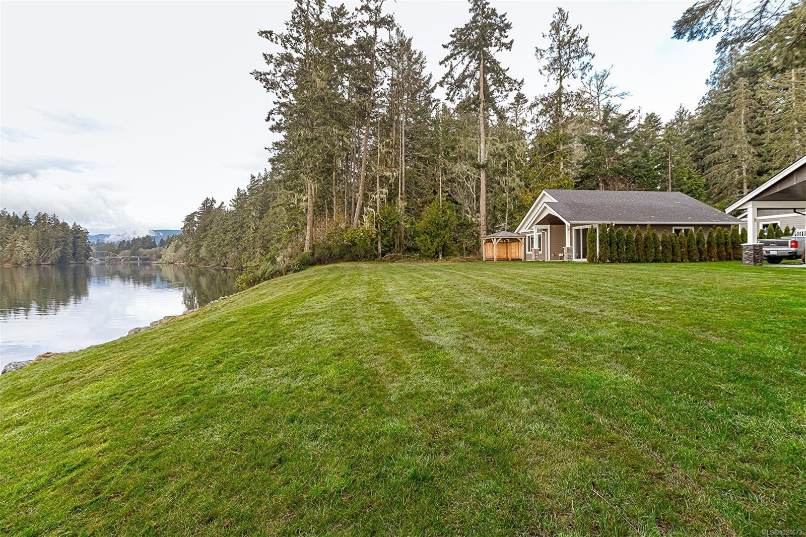 1996 Glenidle Rd, Sooke, BC