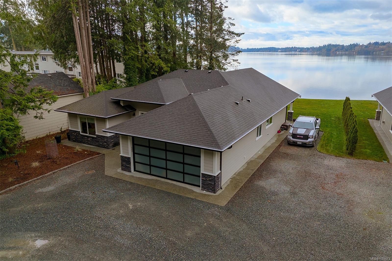 1996 Glenidle Rd, Sooke, BC