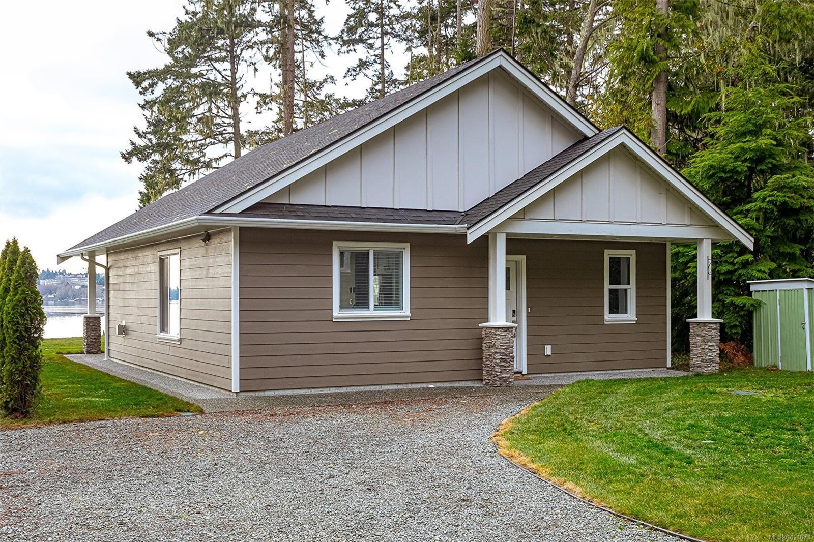 1996 Glenidle Rd, Sooke, BC