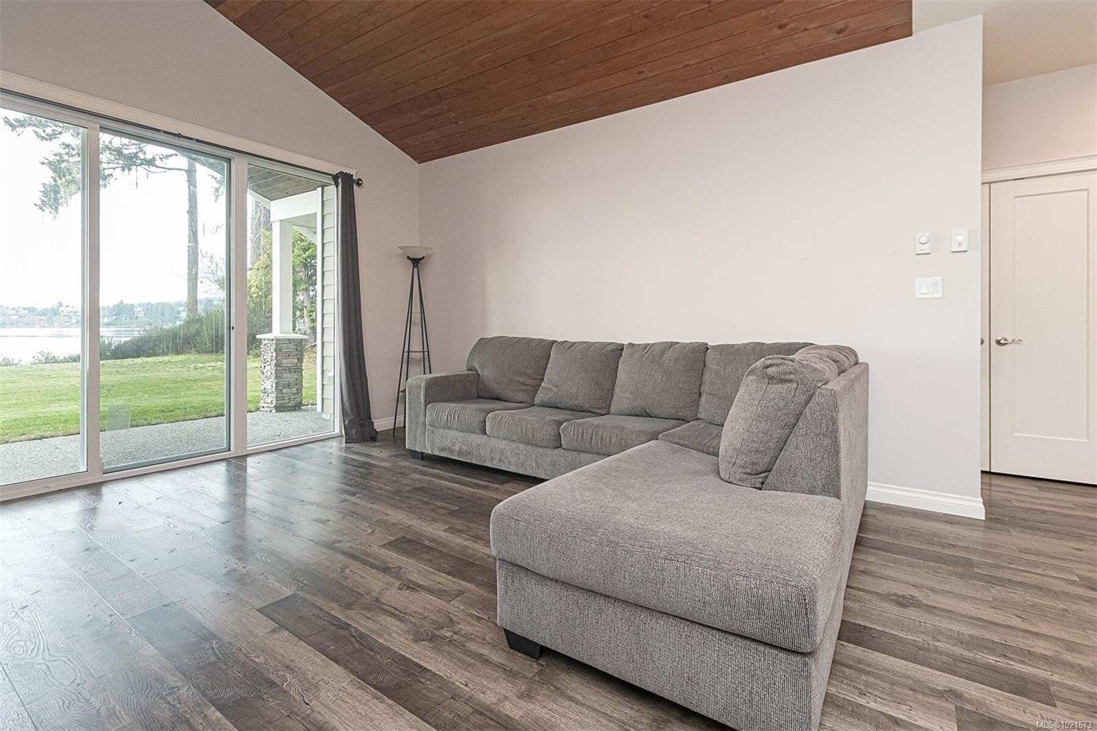 1996 Glenidle Rd, Sooke, BC