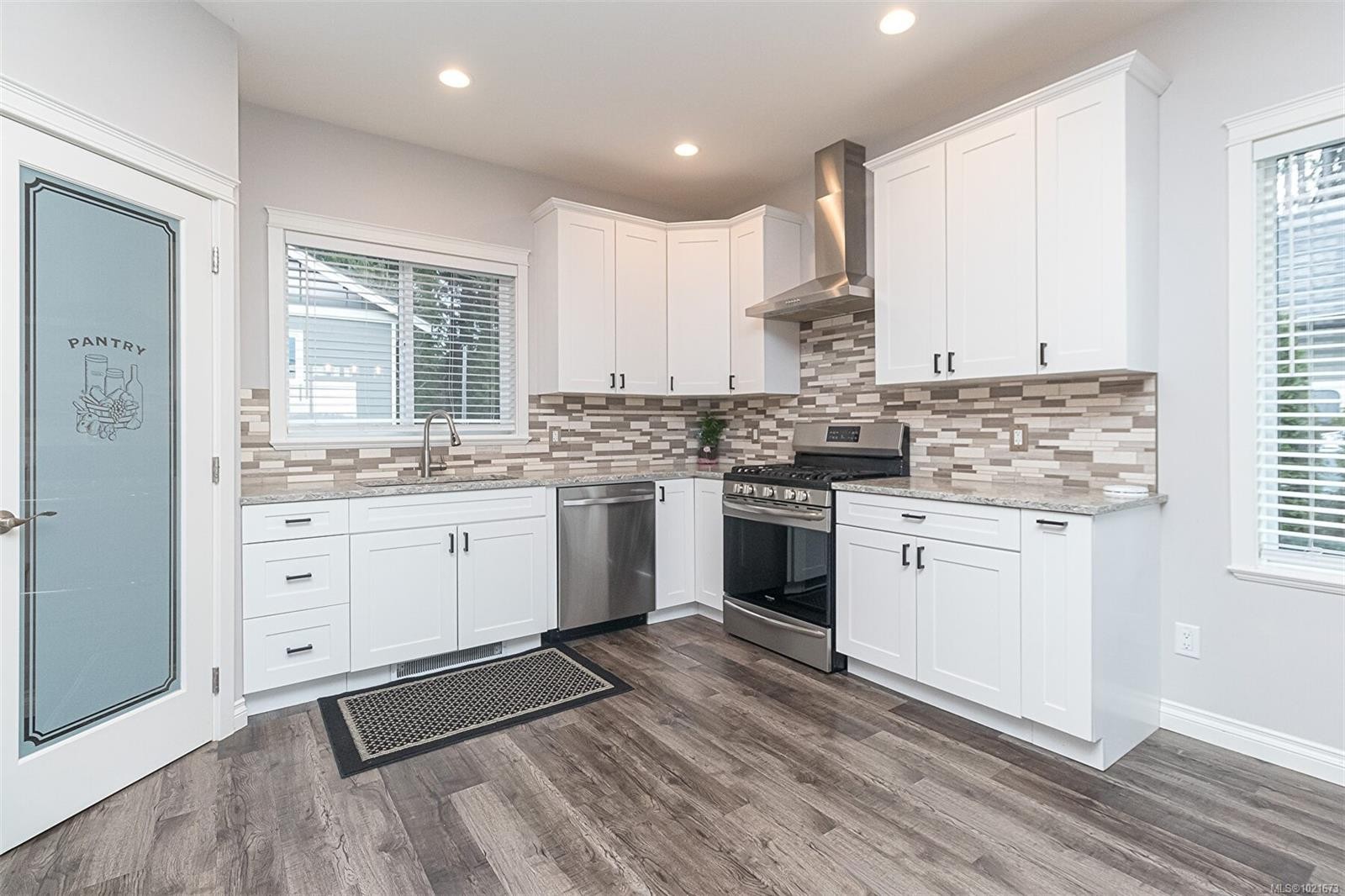 1996 Glenidle Rd, Sooke, BC