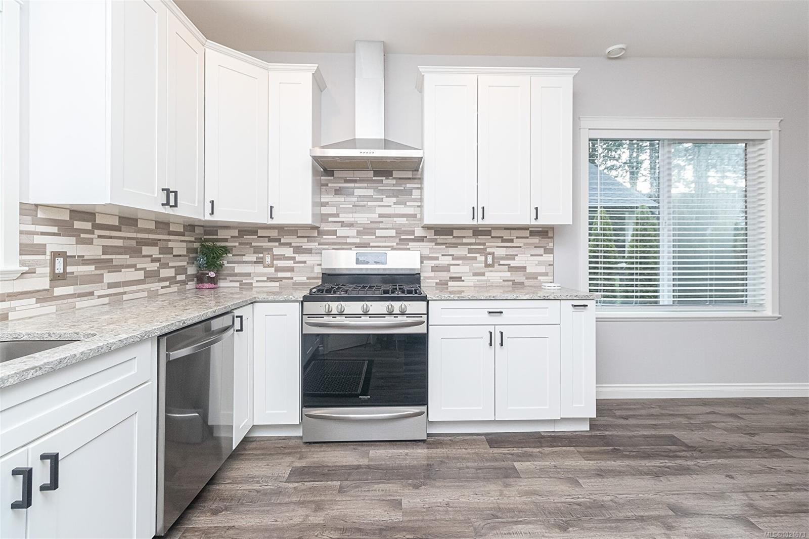 1996 Glenidle Rd, Sooke, BC