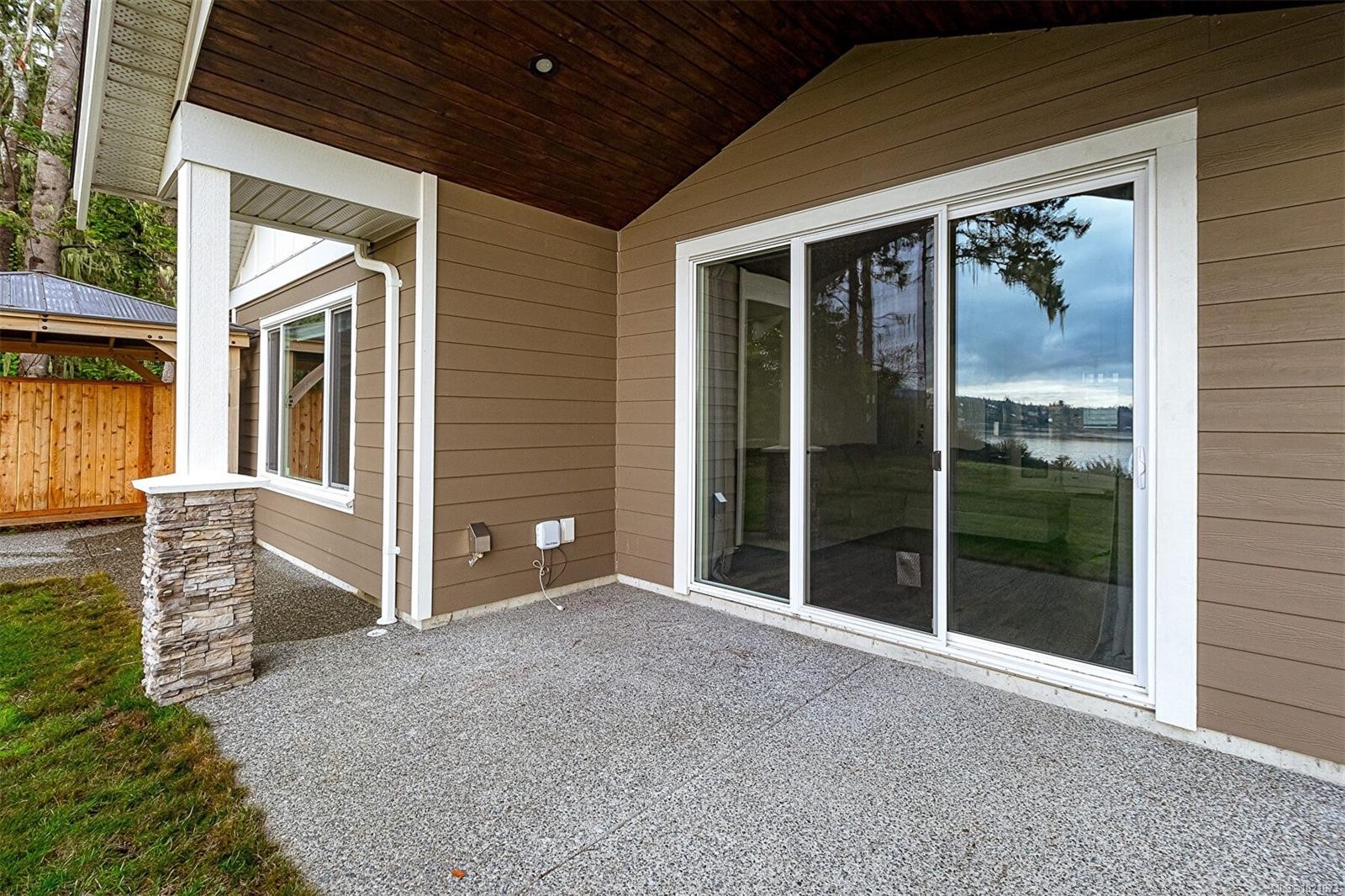 1996 Glenidle Rd, Sooke, BC