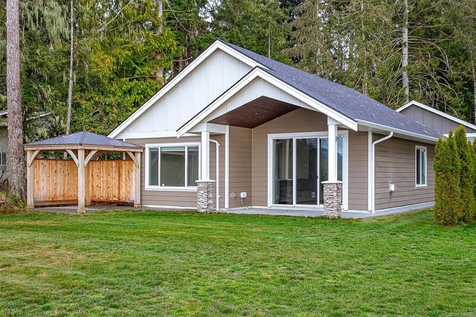 1996 Glenidle Rd, Sooke, BC