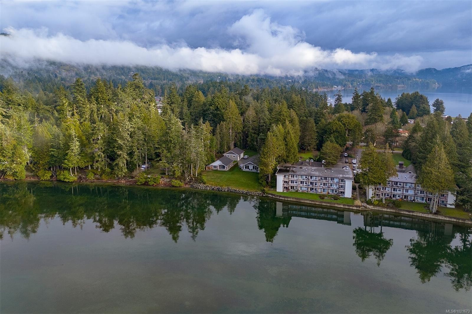 1996 Glenidle Rd, Sooke, BC