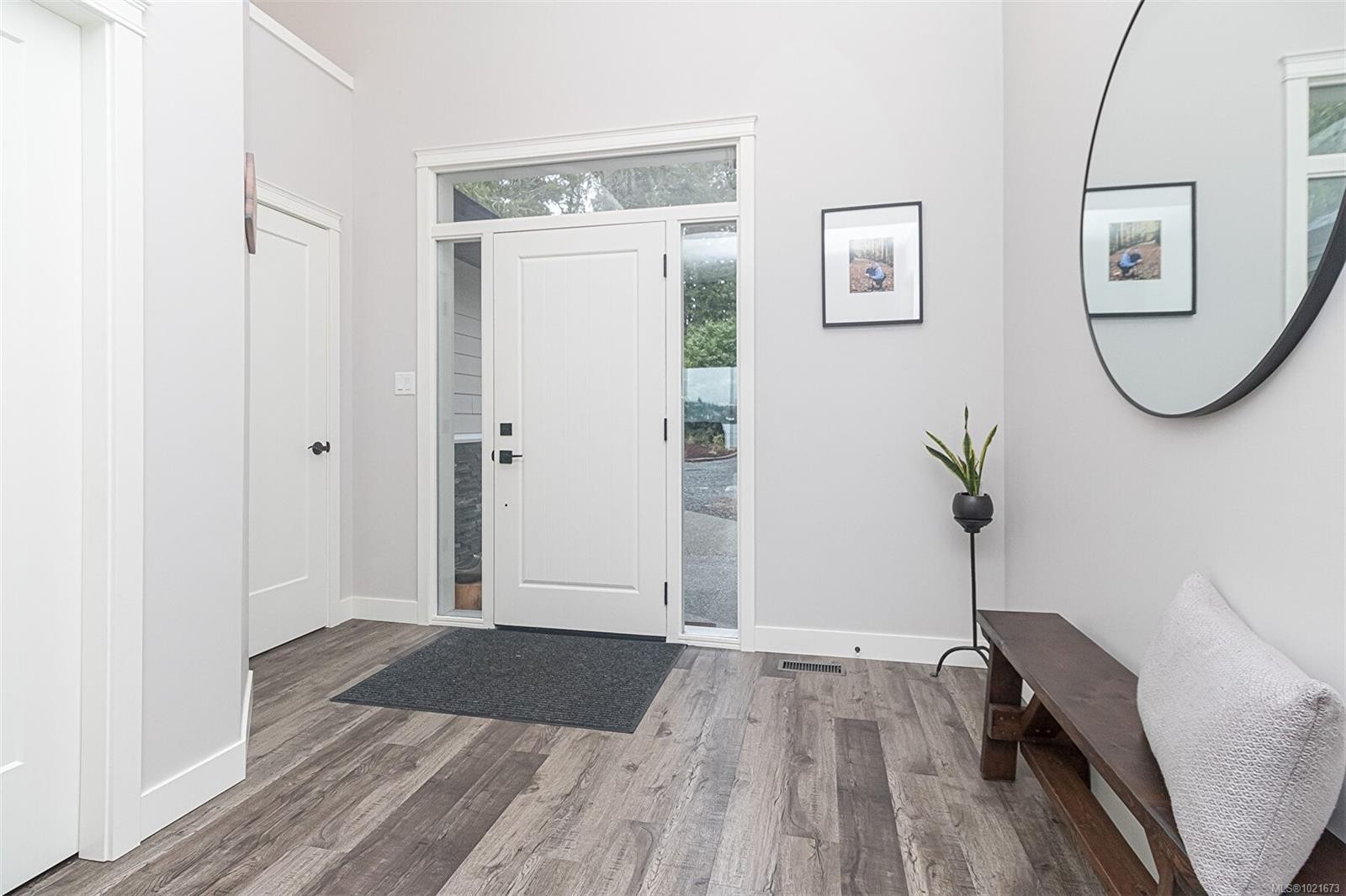 1996 Glenidle Rd, Sooke, BC