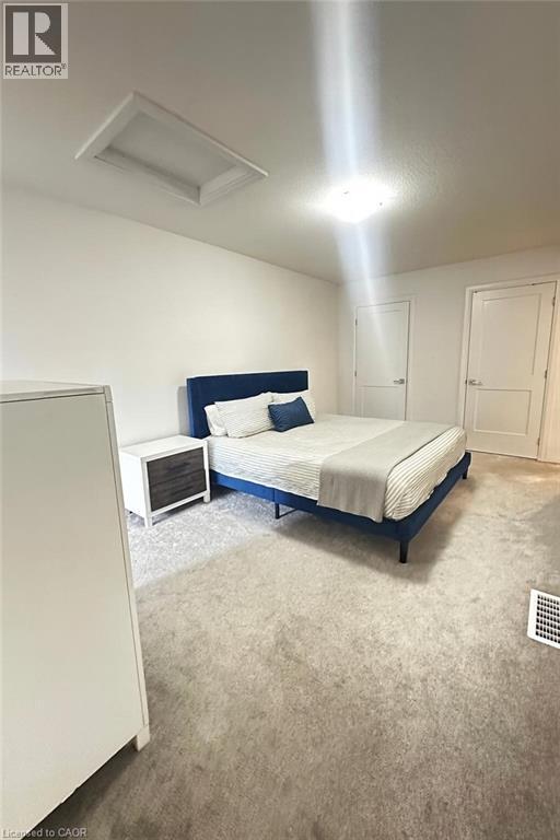 575 Woodward Avenue Unit# 63, Hamilton, ON - Indoor Photo Showing Bedroom