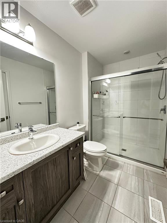 575 Woodward Avenue Unit# 63, Hamilton, ON - Indoor Photo Showing Bathroom