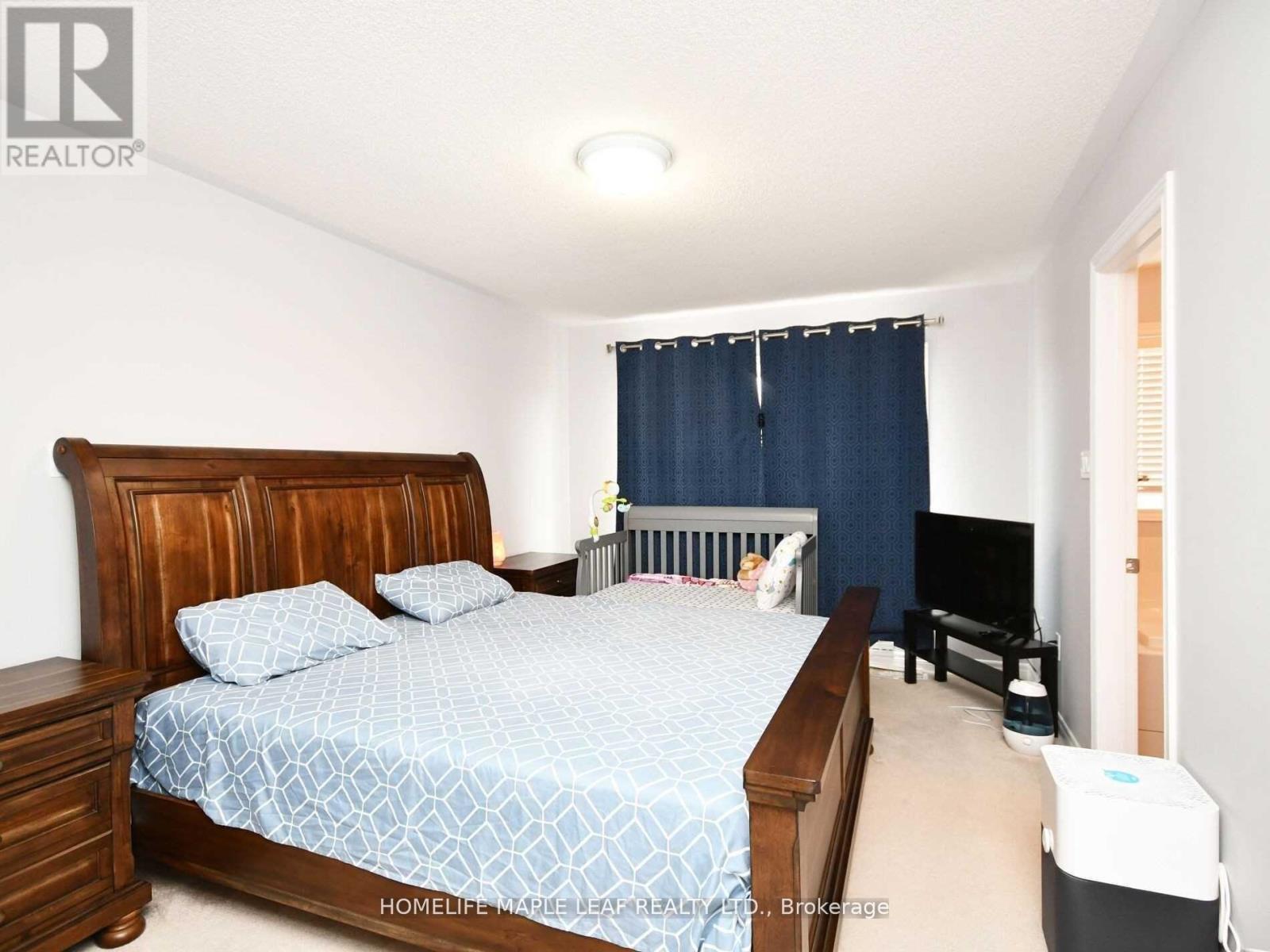 76 Rockman Crescent, Brampton, ON - Indoor Photo Showing Bedroom