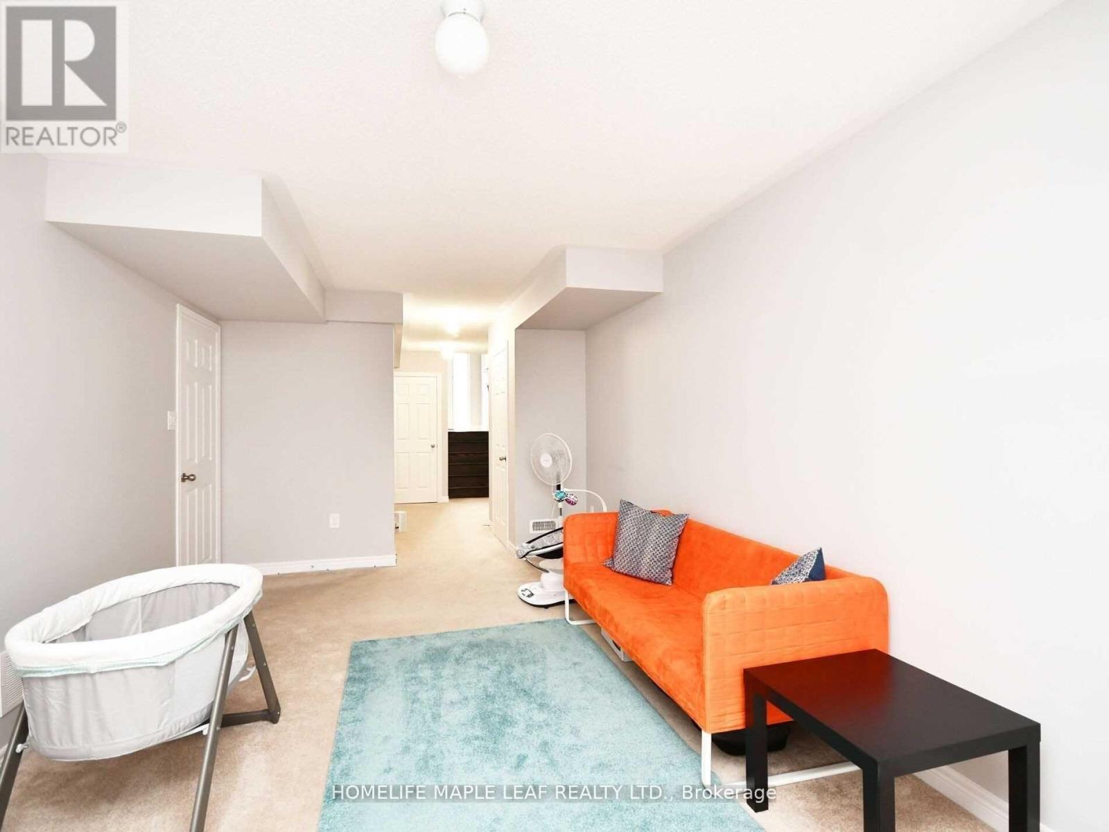 76 Rockman Crescent, Brampton, ON - Indoor