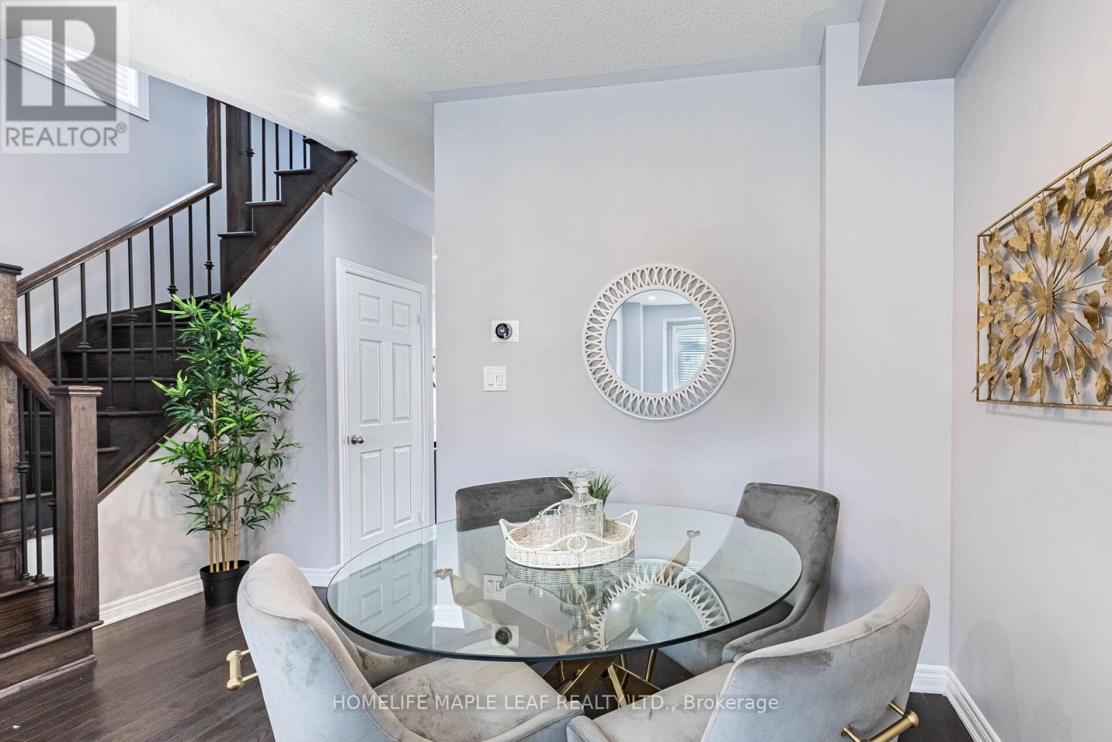 76 Rockman Crescent, Brampton, ON - Indoor Photo Showing Dining Room