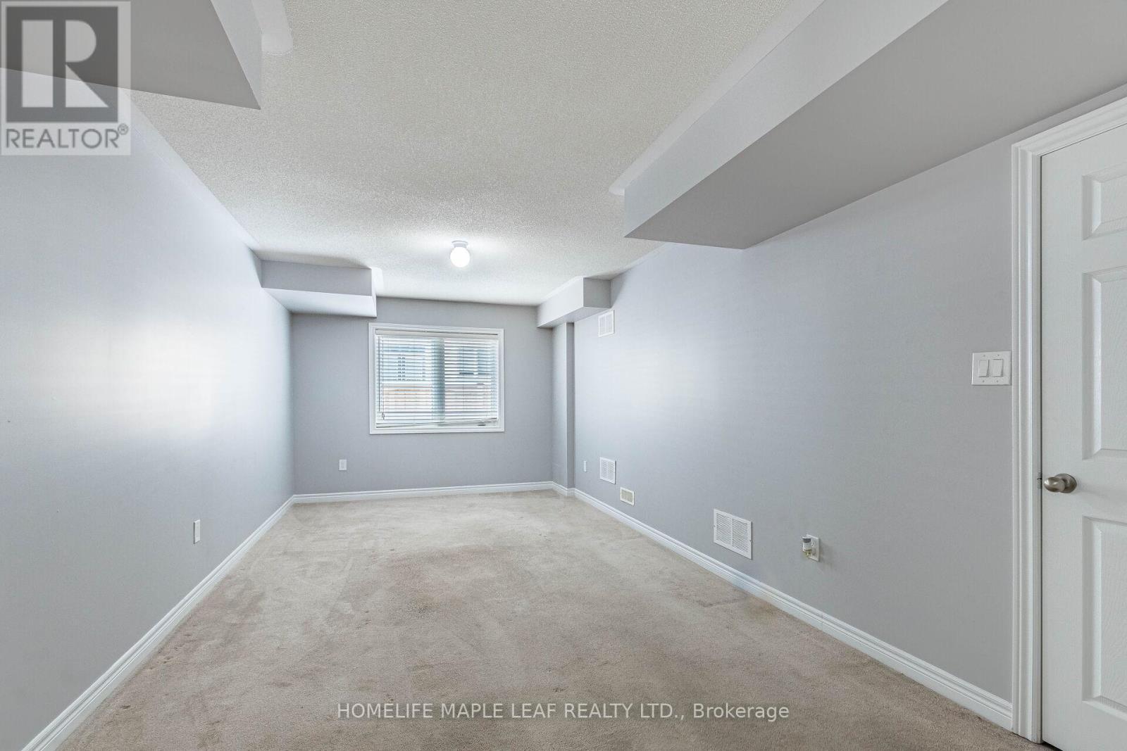 76 Rockman Crescent, Brampton, ON - Indoor Photo Showing Other Room