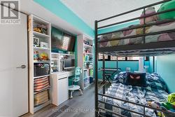 Secondary Bedroom's ORIGINAL PHOTO -