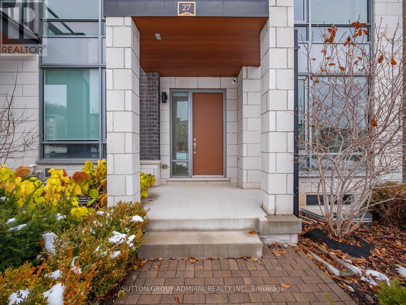 27 Adaskin Avenue, Vaughan, ON - Outdoor