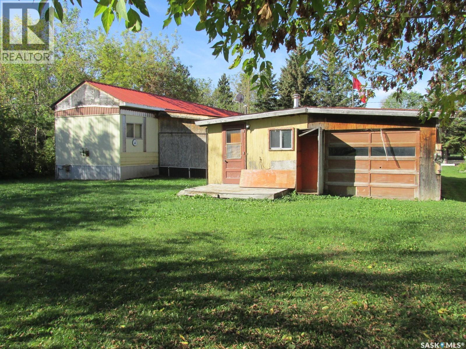 520 Parkdale Street, Carrot River, SK
