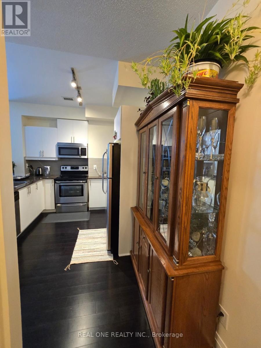 615 - 17 Kenaston Gardens, Toronto, ON - Indoor