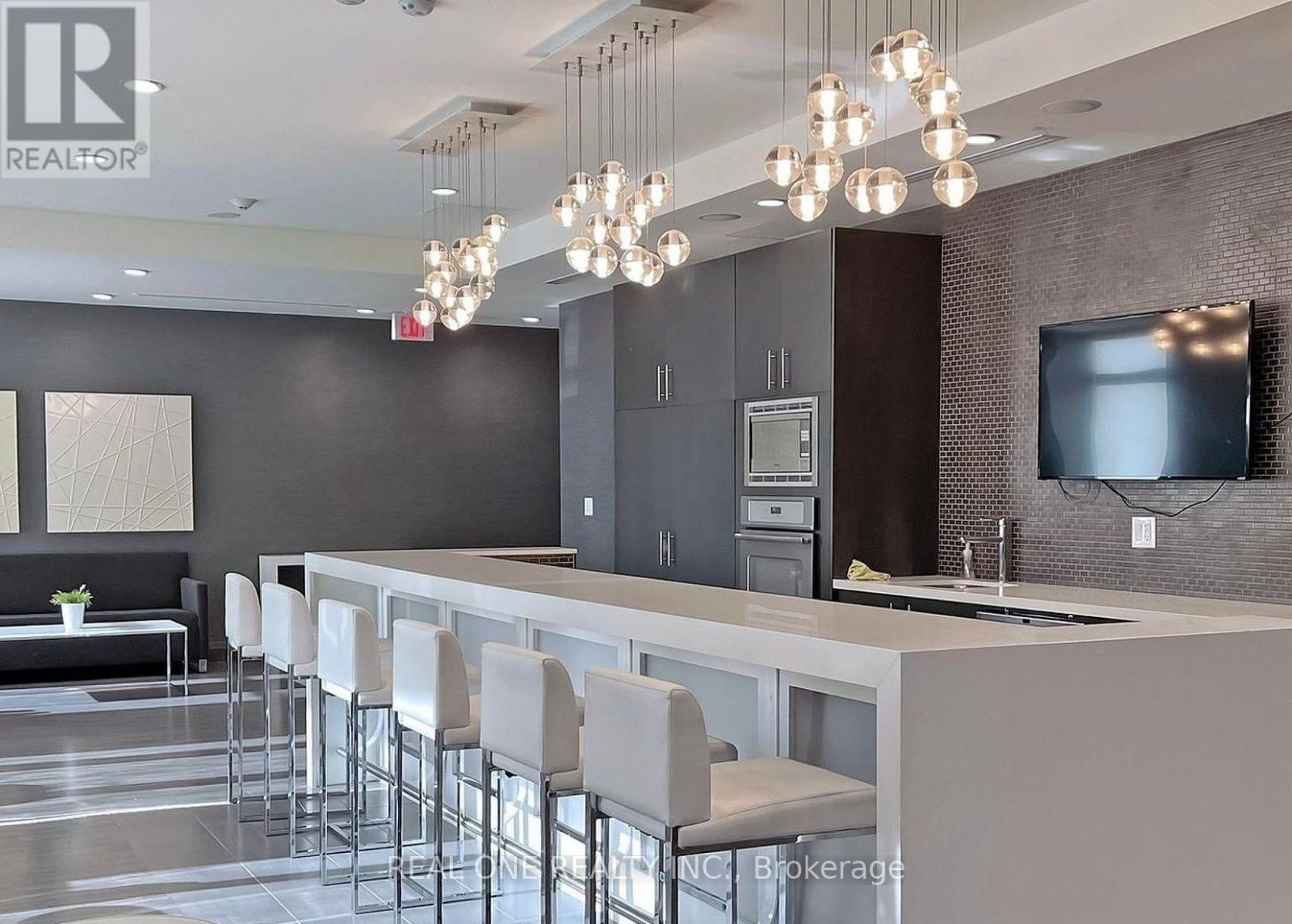 615 - 17 Kenaston Gardens, Toronto, ON - Indoor Photo Showing Other Room