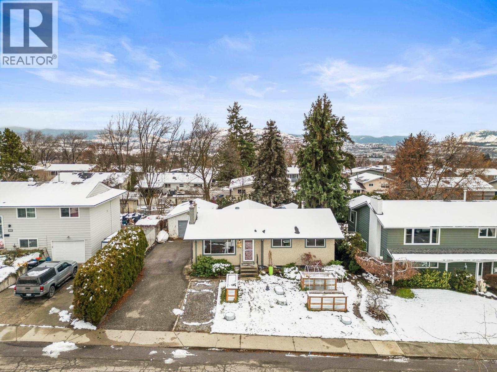 1016 34 Avenue, Vernon, BC - Outdoor