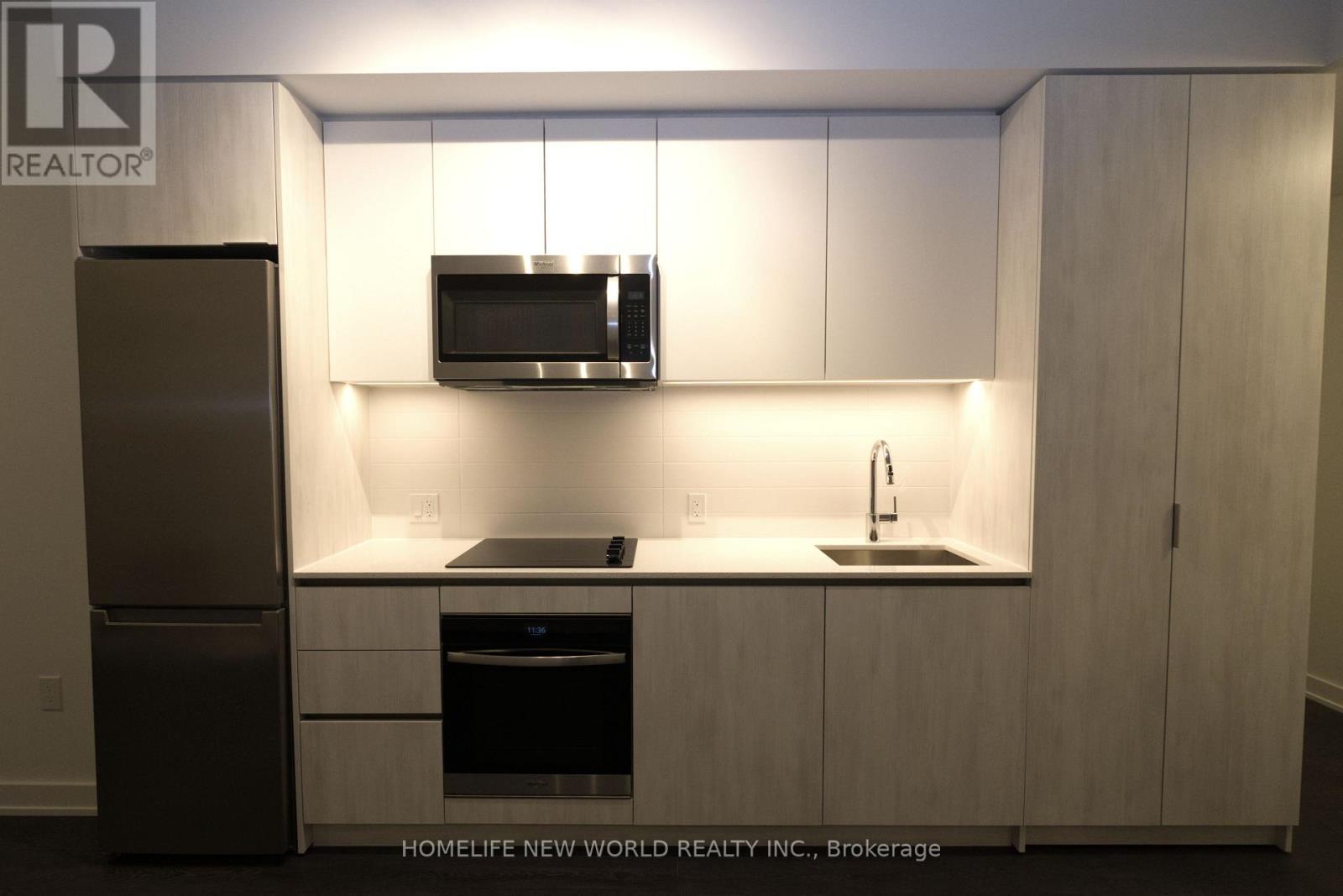 607 - 5858 Yonge Street, Toronto, ON - Indoor