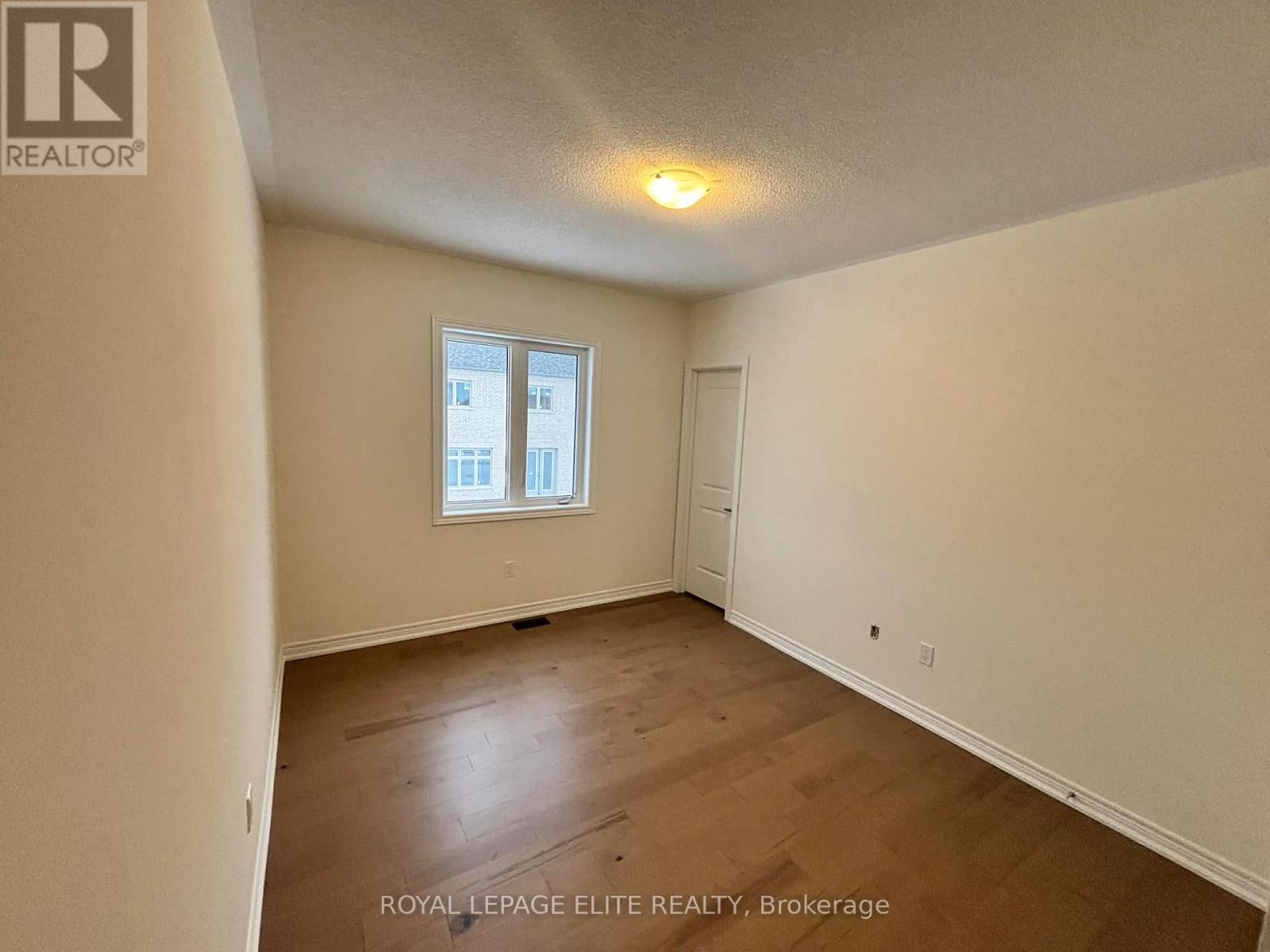 23 Addison Street, Caledon, ON - Indoor Photo Showing Other Room