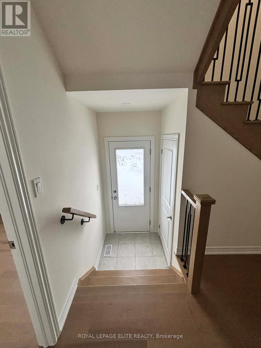 23 Addison Street, Caledon, ON - Indoor Photo Showing Other Room