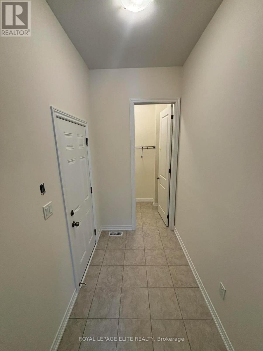 23 Addison Street, Caledon, ON - Indoor Photo Showing Other Room