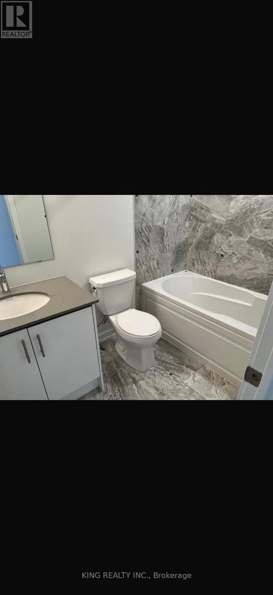 26 - 3550 Colonial Drive, Mississauga, ON -