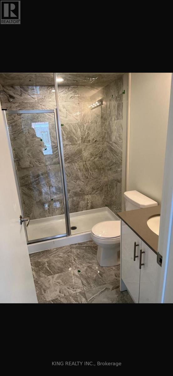 26 - 3550 Colonial Drive, Mississauga, ON - Indoor Photo Showing Bathroom