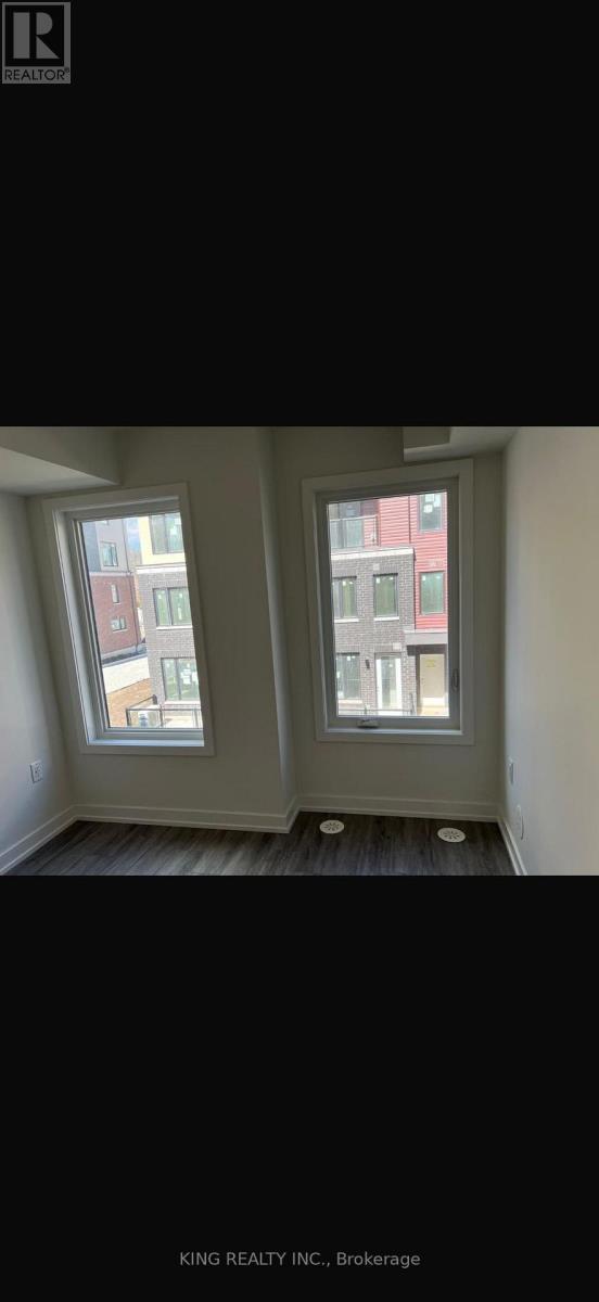 26 - 3550 Colonial Drive, Mississauga, ON - Indoor Photo Showing Other Room