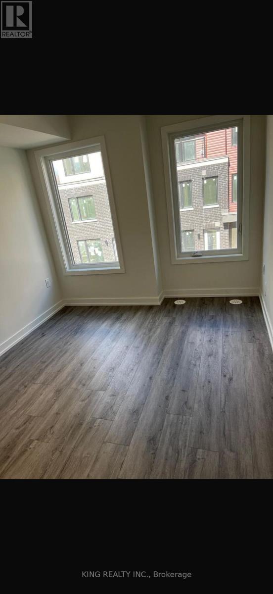 26 - 3550 Colonial Drive, Mississauga, ON - Indoor Photo Showing Other Room