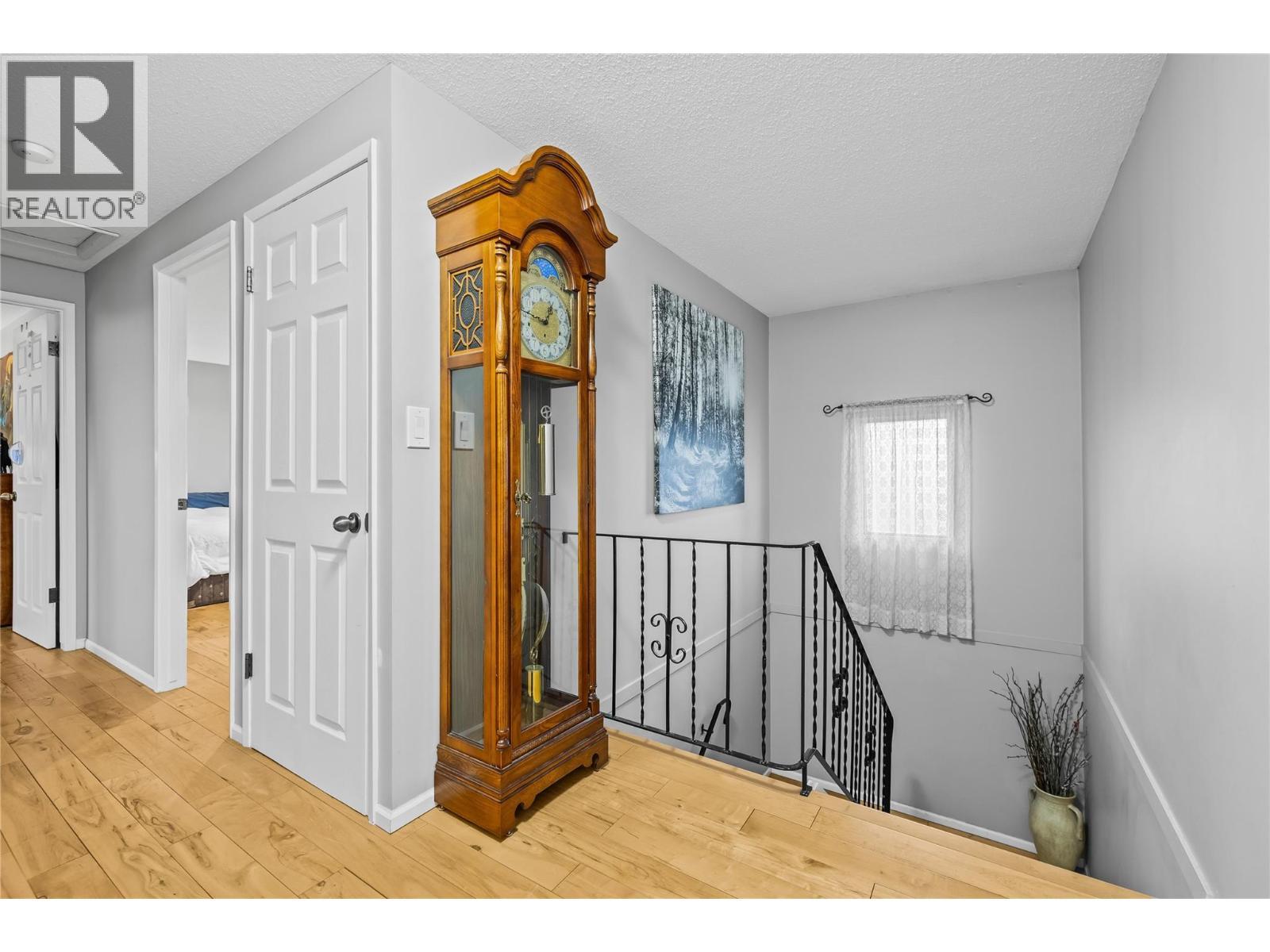 610 Balmoral Road, Kelowna, BC - Indoor Photo Showing Other Room