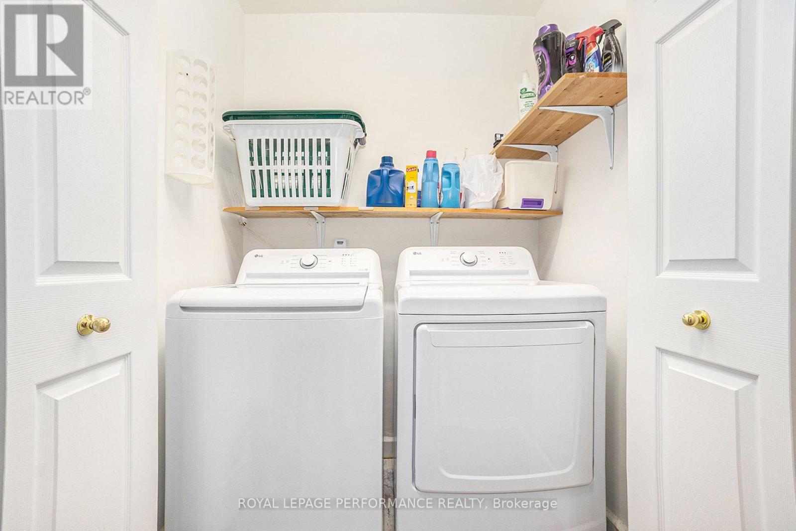 619 Chardonnay Drive, Ottawa, ON - Indoor Photo Showing Laundry Room
