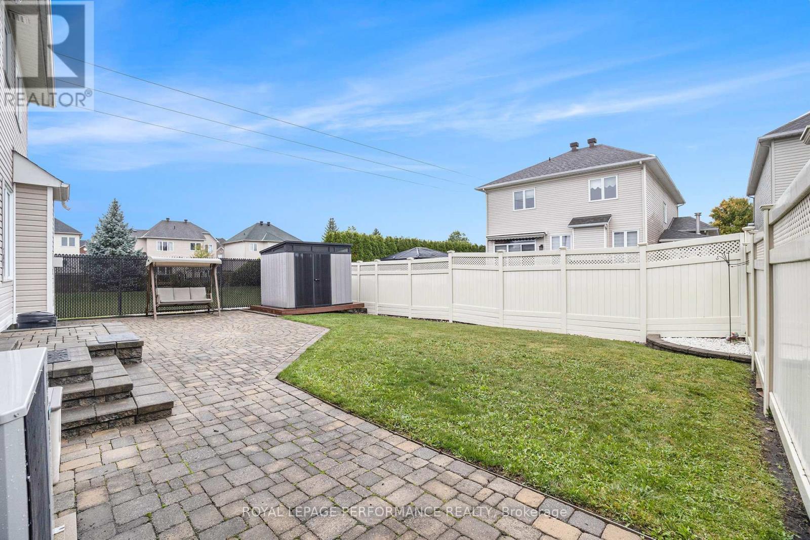 619 Chardonnay Drive, Ottawa, ON - Outdoor With Backyard