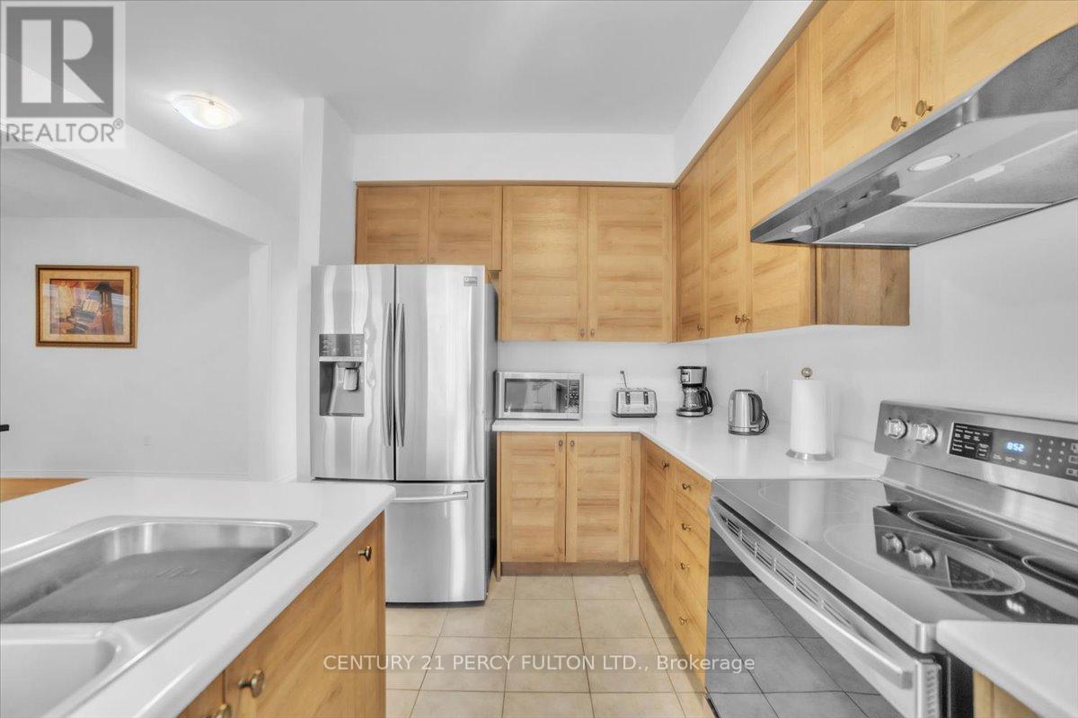 Main - 80 Cooke Avenue, Brantford, ON - Indoor Photo Showing Kitchen
