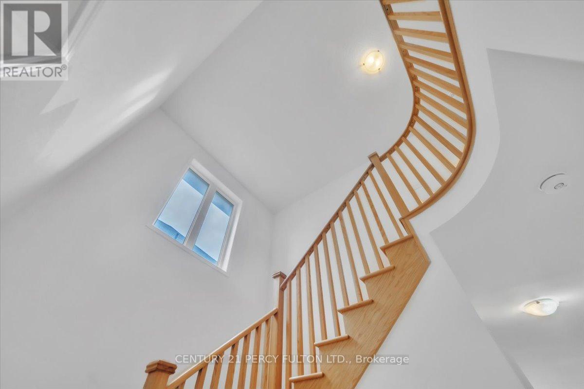 Main - 80 Cooke Avenue, Brantford, ON - Indoor Photo Showing Other Room