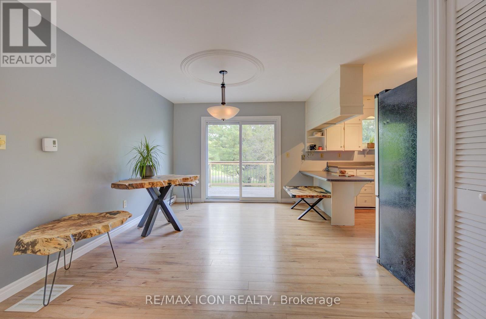 721 Waterloo Street, Wellington North, ON - Indoor Photo Showing Other Room