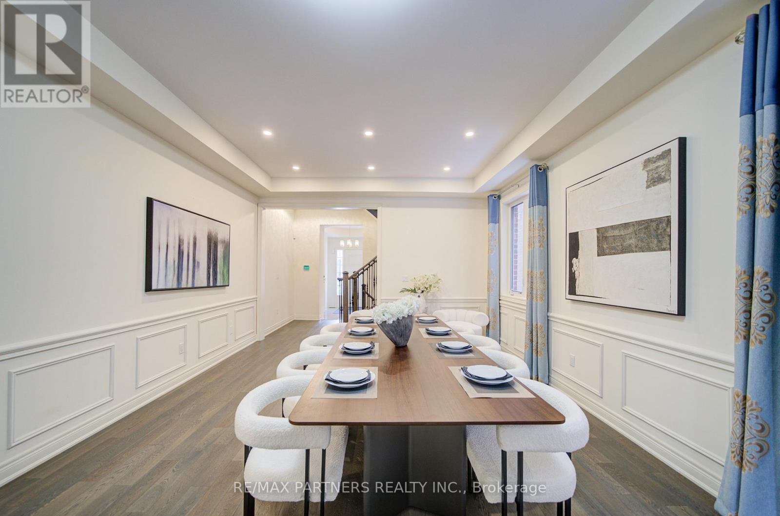 21 Planet Street, Richmond Hill, ON - Indoor Photo Showing Other Room