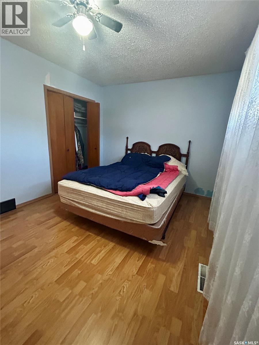 507 Doepker Avenue, Annaheim, SK - Indoor Photo Showing Bedroom