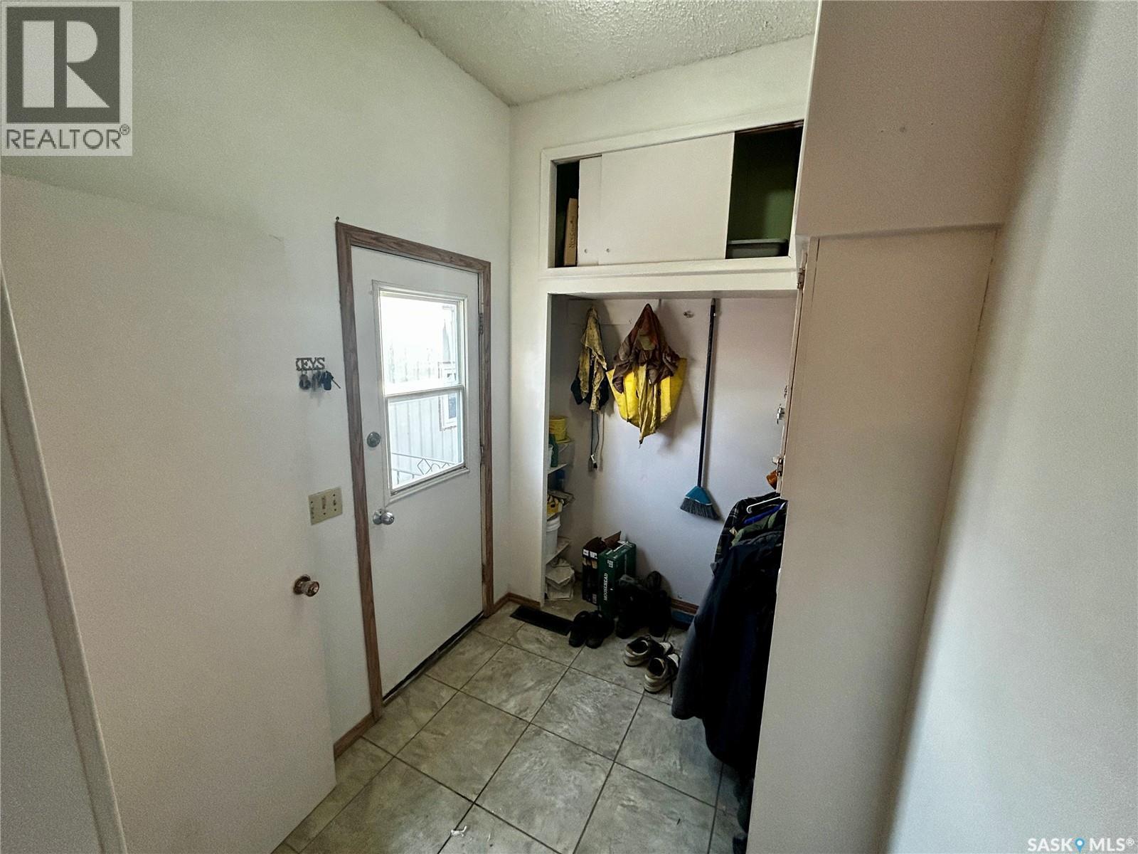 507 Doepker Avenue, Annaheim, SK - Indoor Photo Showing Other Room