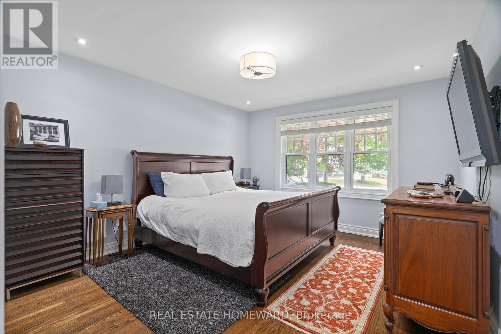 42 Heathview Avenue, Toronto, ON - Indoor Photo Showing Bedroom