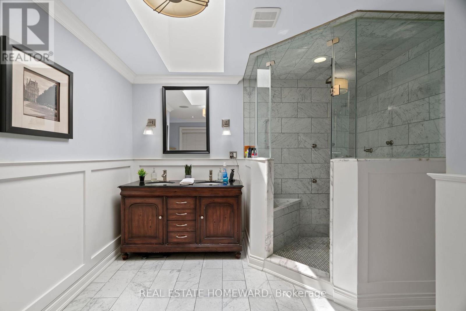 42 Heathview Avenue, Toronto, ON - Indoor Photo Showing Bathroom