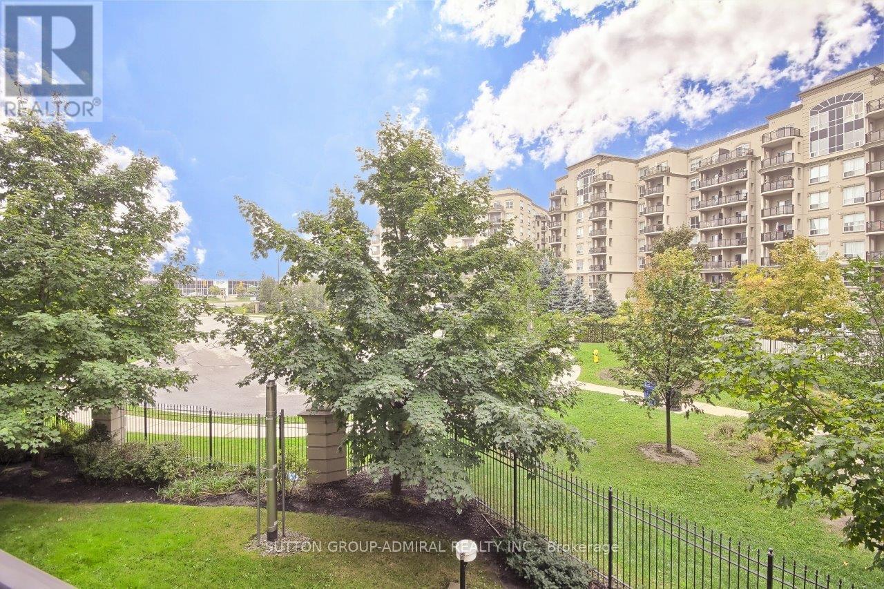 206 - 1 Maison Parc Court, Vaughan, ON - Outdoor