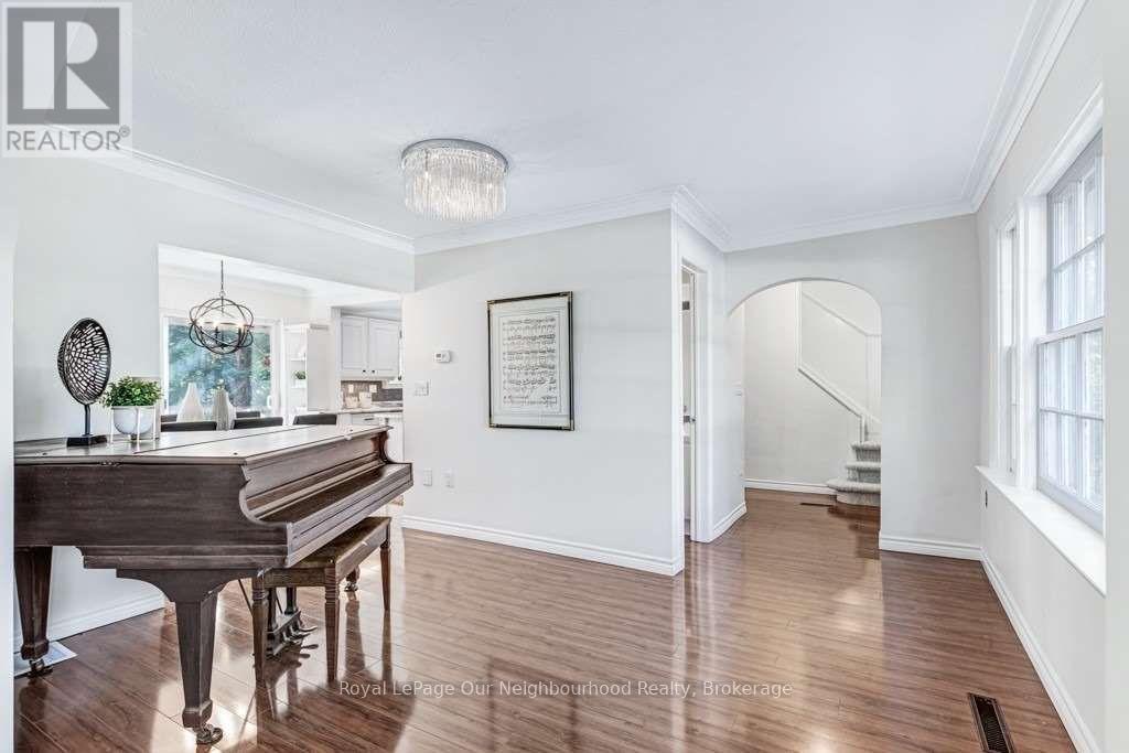 7 Midland Avenue, Toronto (Cliffcrest), ON - Indoor Photo Showing Other Room