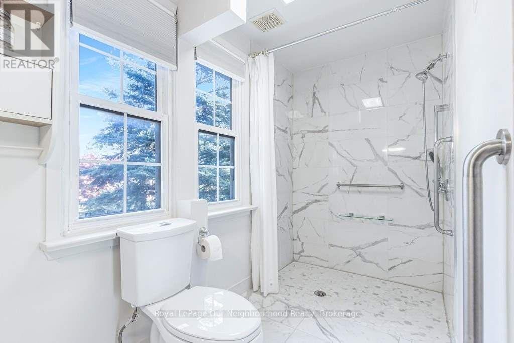 7 Midland Avenue, Toronto (Cliffcrest), ON - Indoor