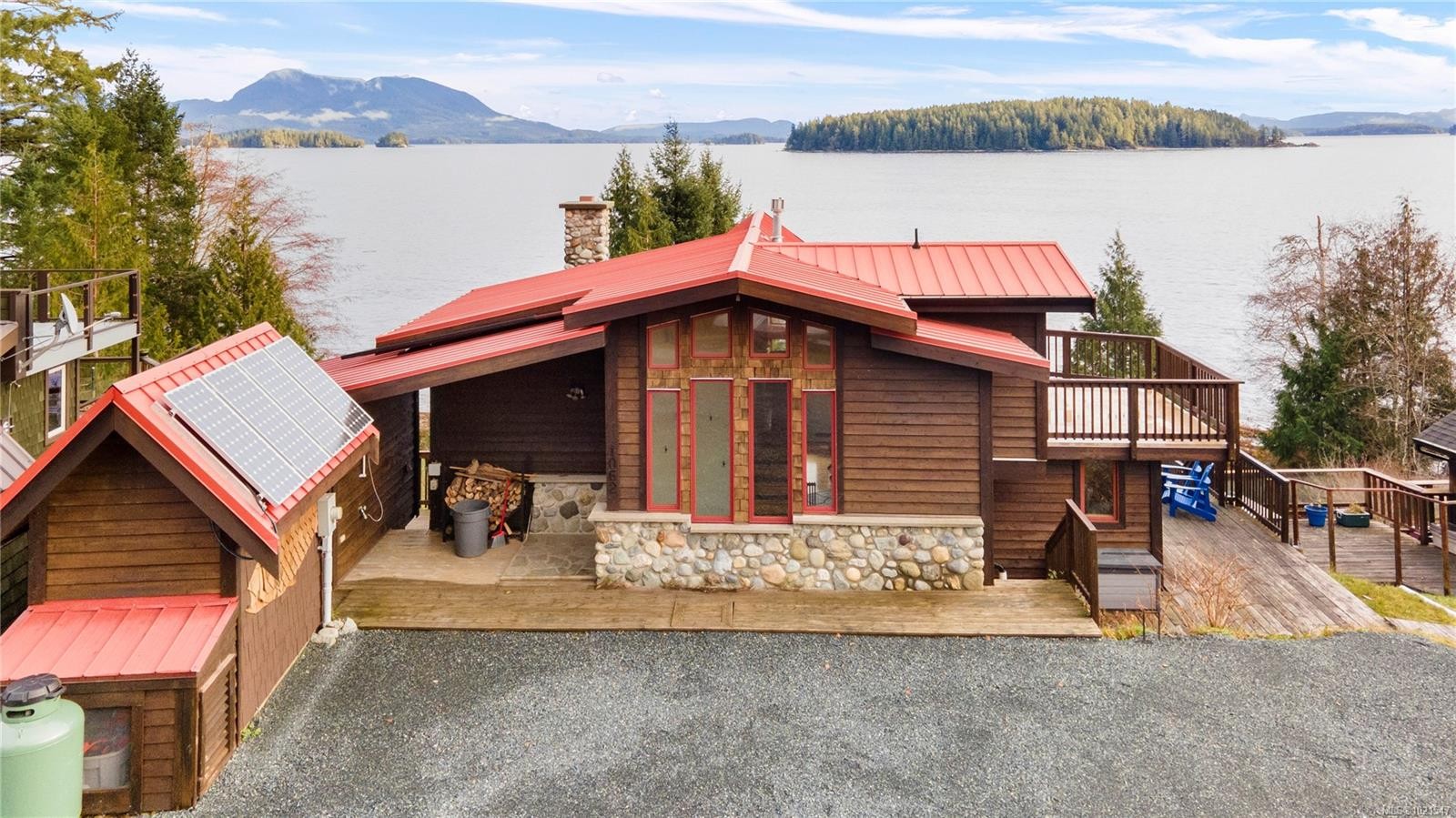 1062 5Th Ave, Ucluelet, BC