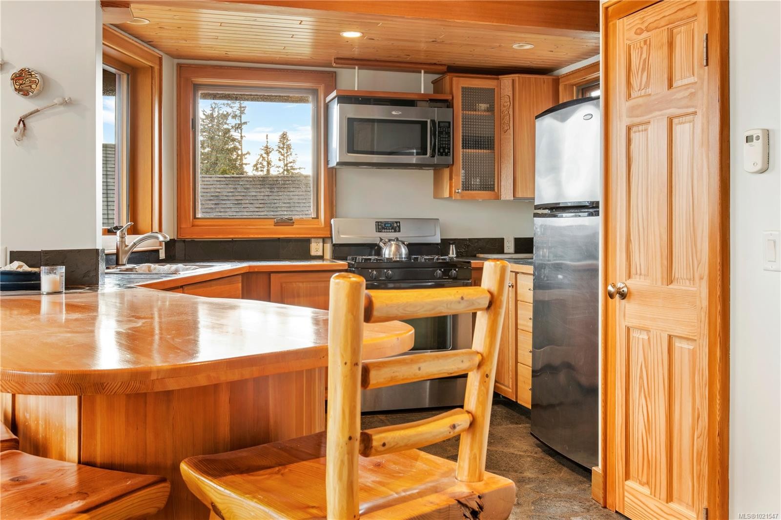 1062 5Th Ave, Ucluelet, BC