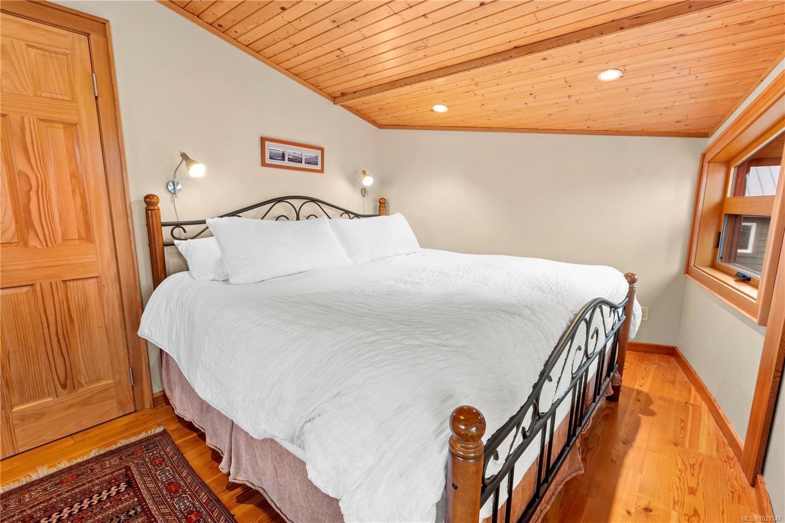 1062 5Th Ave, Ucluelet, BC