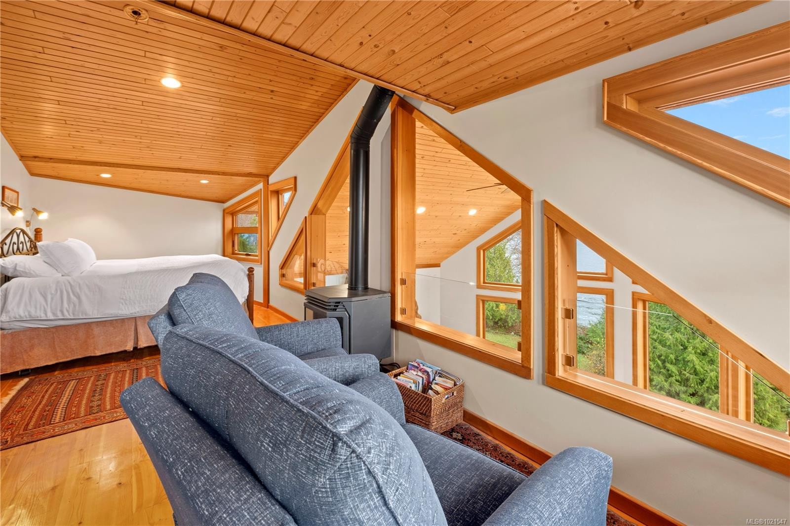 1062 5Th Ave, Ucluelet, BC