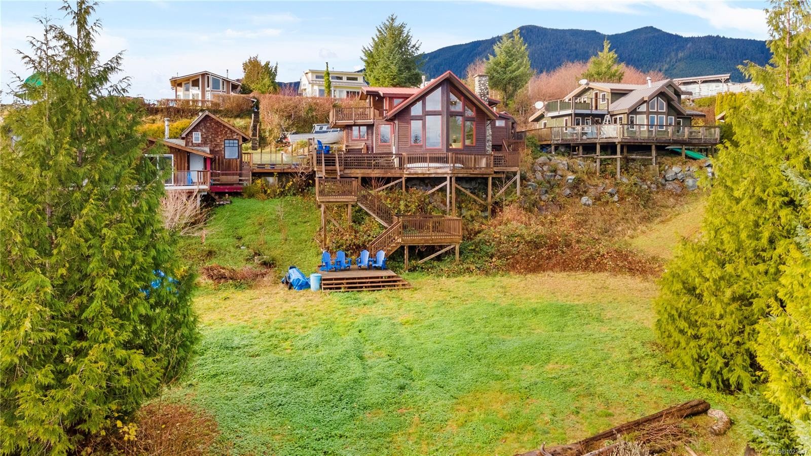 1062 5Th Ave, Ucluelet, BC