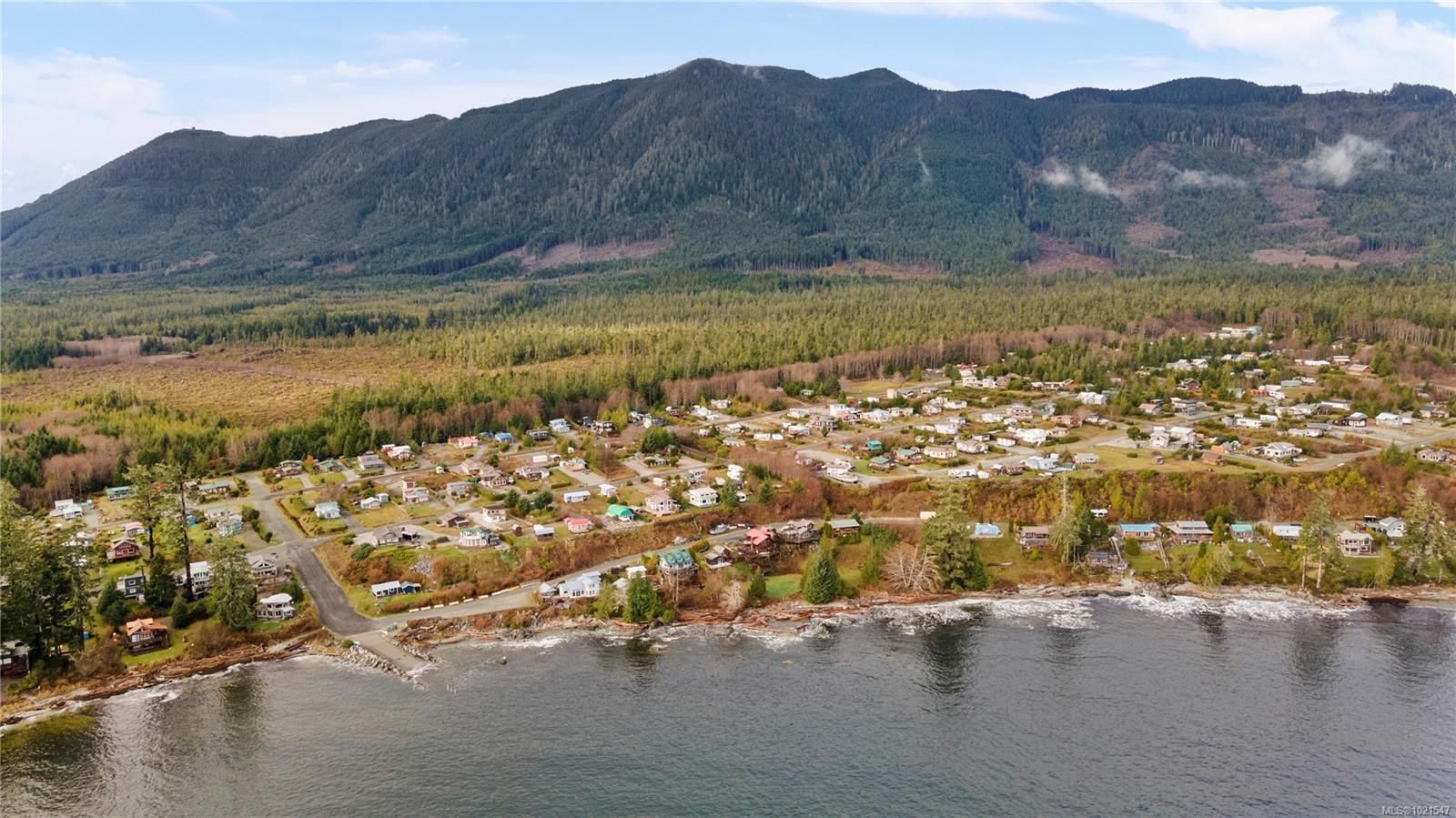 1062 5Th Ave, Ucluelet, BC